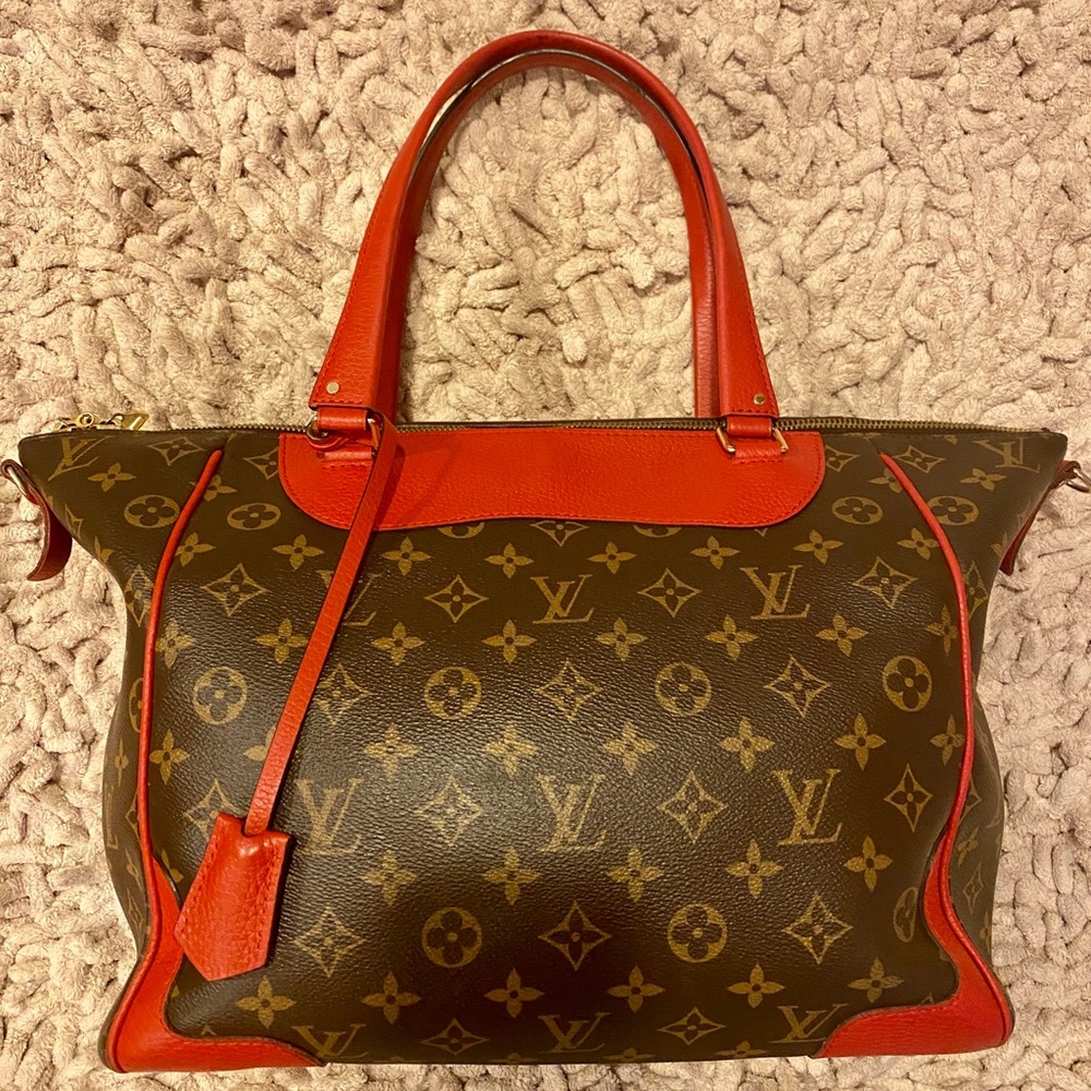 Louis Vuitton Estrella Shoulder bag
